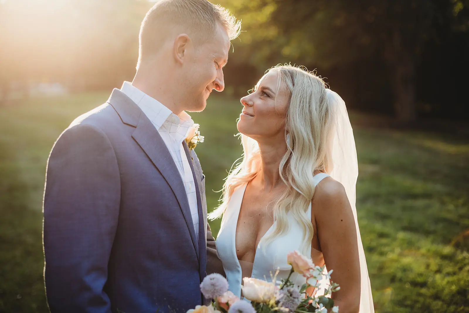 Weekday Weddings: A Hidden Gem