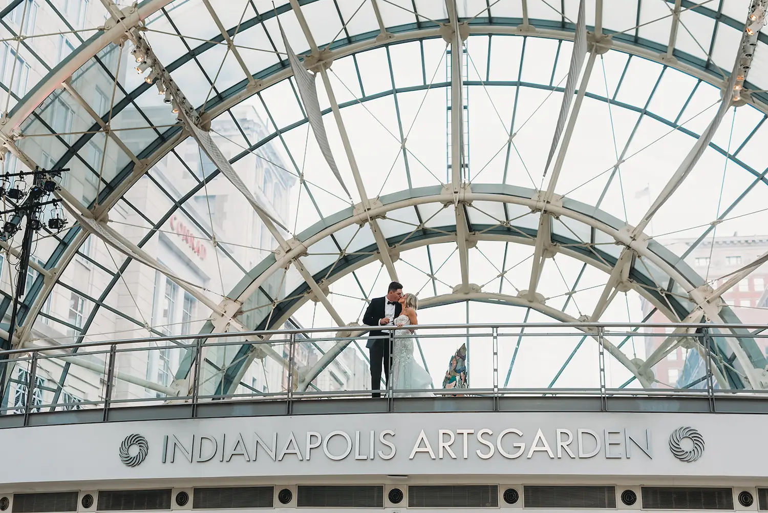 Sustainable Luxury: Weddings in 2025