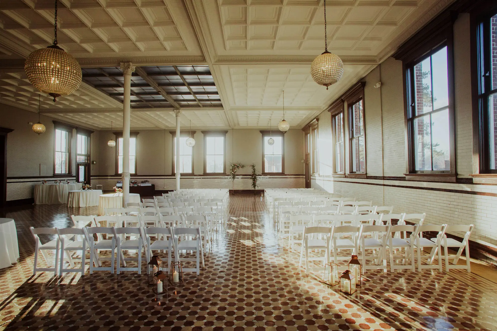 Ep. #004 - Should You Hire a Planner or Coordinator for Your Wedding?