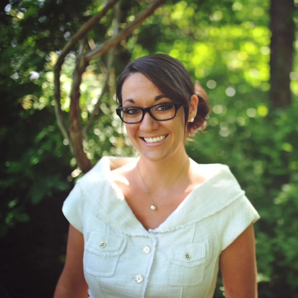 Ep. #005 - Even Wedding Planners Need a Wedding Planner with Jillian Zilch of Frame Worthy Events