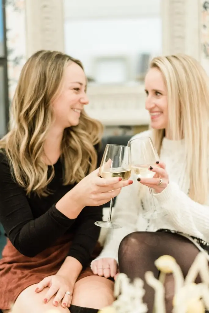 Ep. #024 - Timeless Weddings with Lori Solomon and Megan Painter of Boldly Chic Events