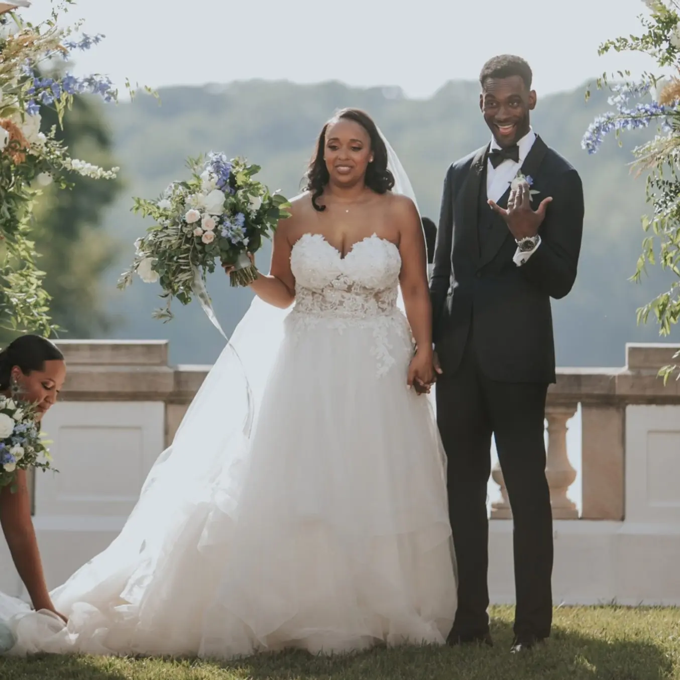 Ep. #029 - Changing Photographers, Intense In-laws, and Flower Girl Drama